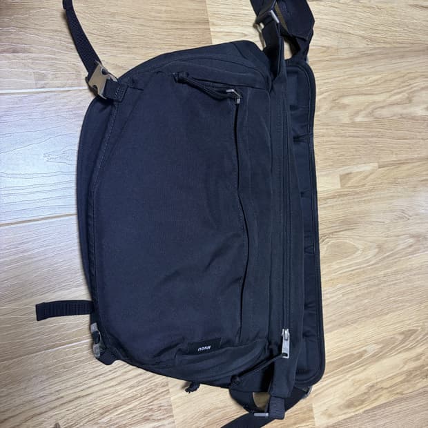 MNGU 밍구 크로스백 판매