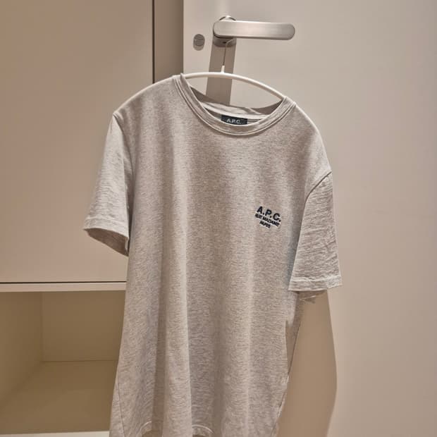 A.P.C. 그레이 반팔티 L