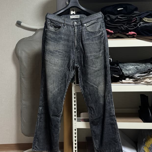 아워레가시 써드킷 디지컬 다크 오로라 코드팬츠 / size 33