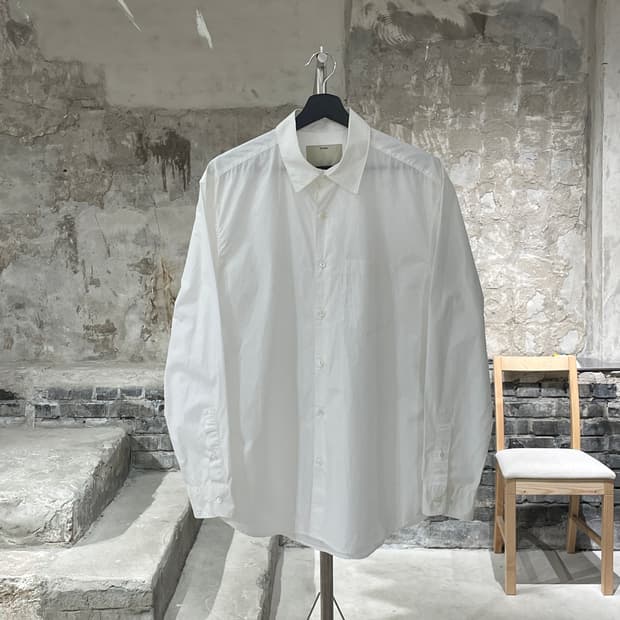 포터리 화이트 슈퍼리오 아이코닉 커프스 오가닉 셔츠