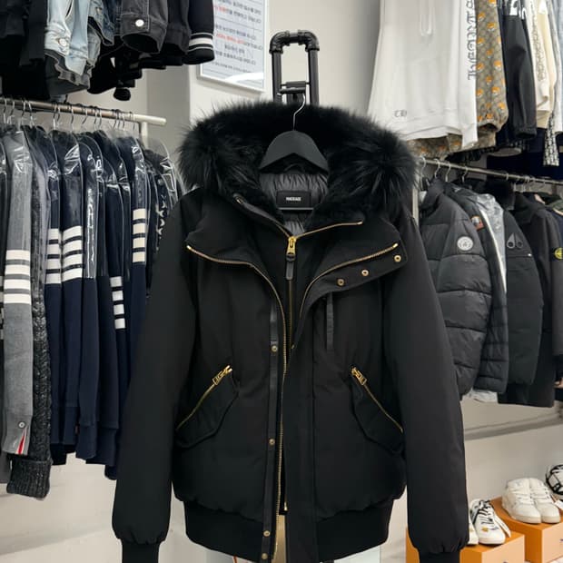 [40] 맥케이지 딕슨 금장 패딩