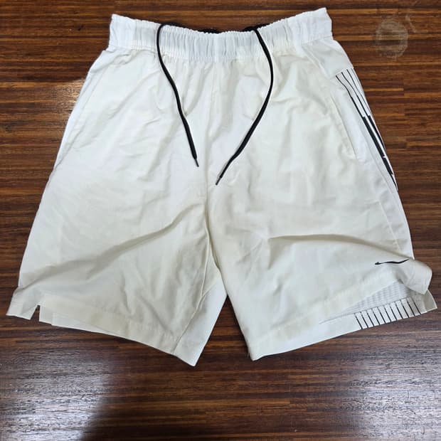 나이키 드라이핏 4.0 반바지 m