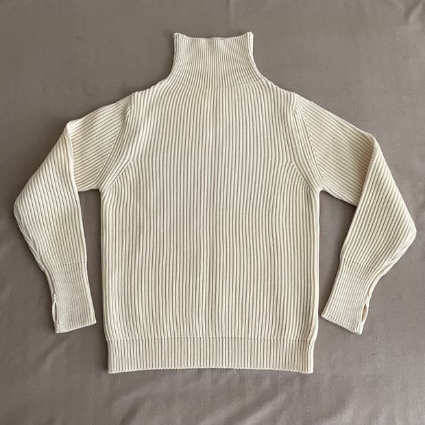 안데르센 안데르센 네이비 터틀넥 Off White 미사용품