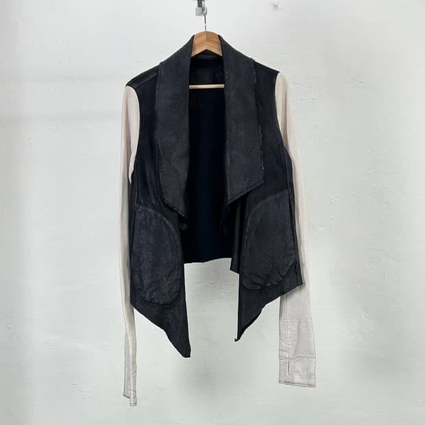 르그랑블루 드레이프 바이컬러 코팅 니트 가디건 자켓