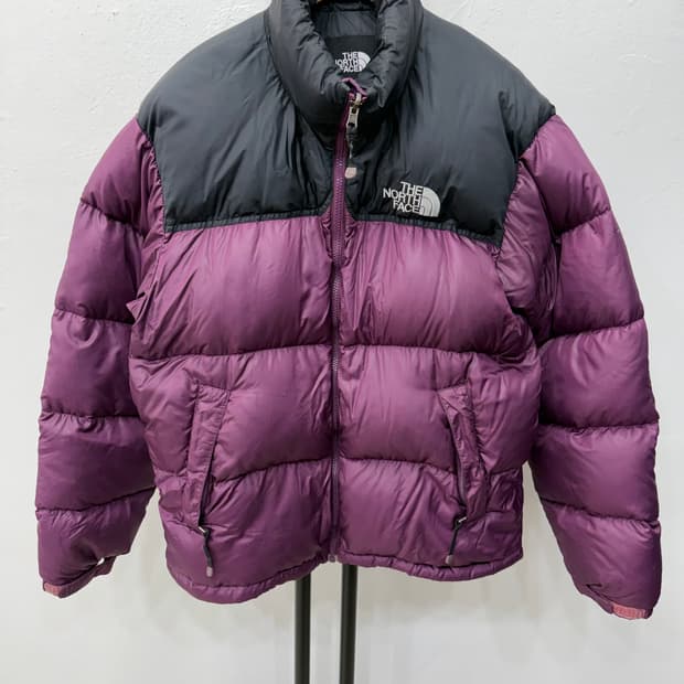 정품) 노스페이스 눕시 퍼플/블랙 패딩 95
