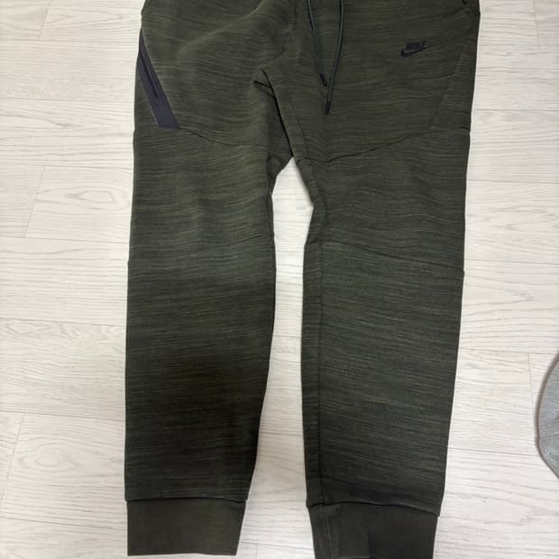 나이키 테크 플리스 테크팩 바지 카키 l
