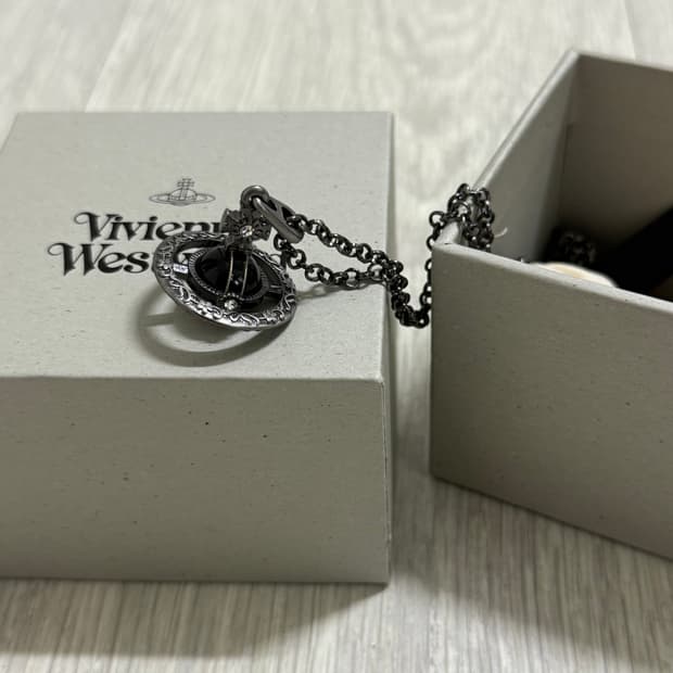 비비안웨스트우드 미니 고딕 orb 목걸이