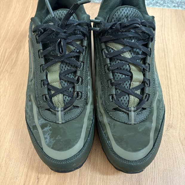 나이키 x 웍스아웃 에어맥스95 미디움 올리브 앤 세쿼이아 280사이즈입