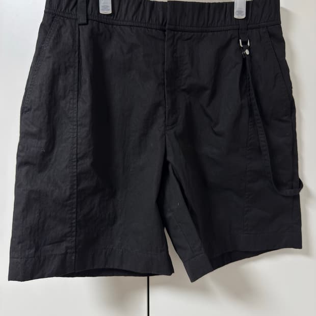 솔리드옴므 반바지