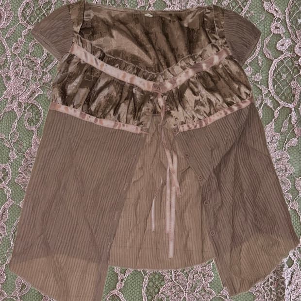 Pink short-sleeved blouse 모리반팔 바선생 블라우스