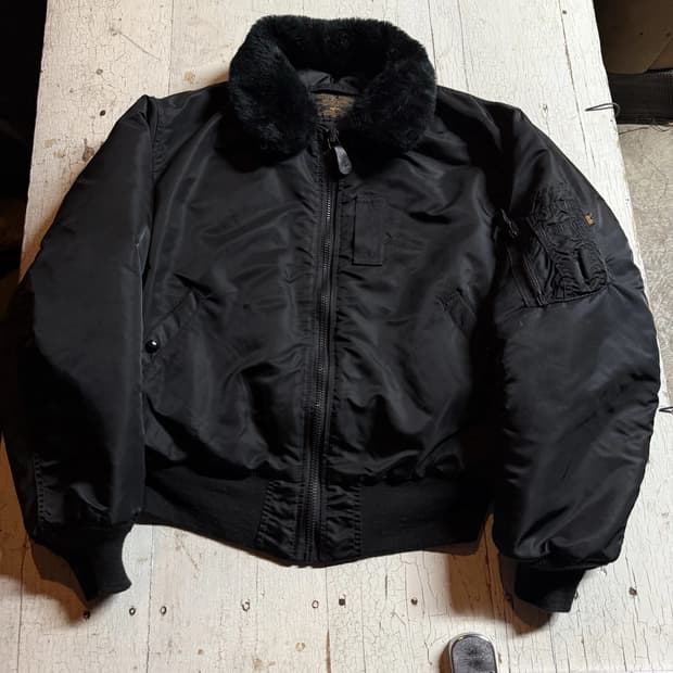 90s 알파 인더스트리 B-15 플라이트 재킷