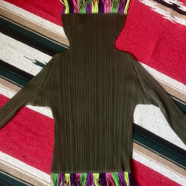 플리츠플리즈 탑 