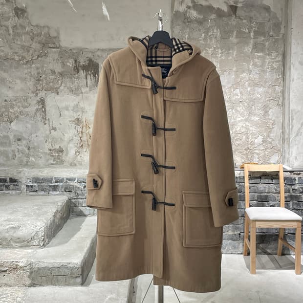 버버리 베이지 스페셜리티 울 후디 더플 코트