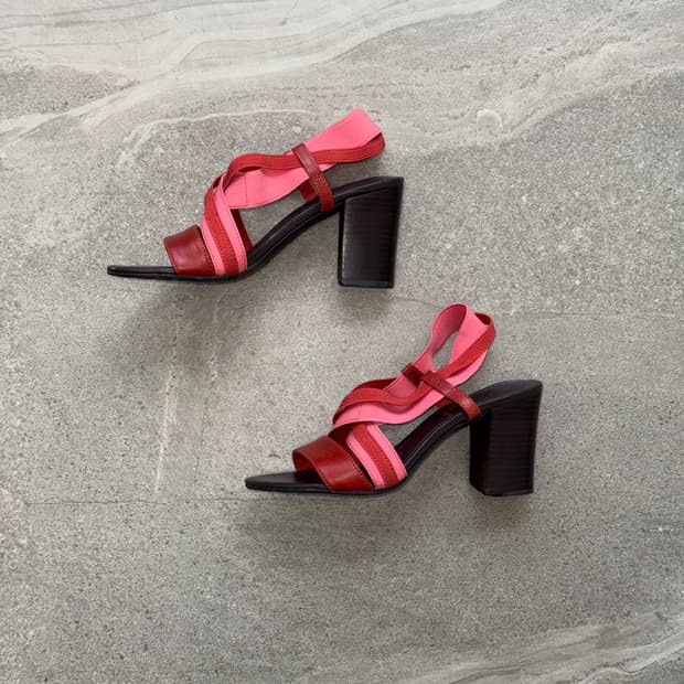 Rockport adiPRENE red strap sandals