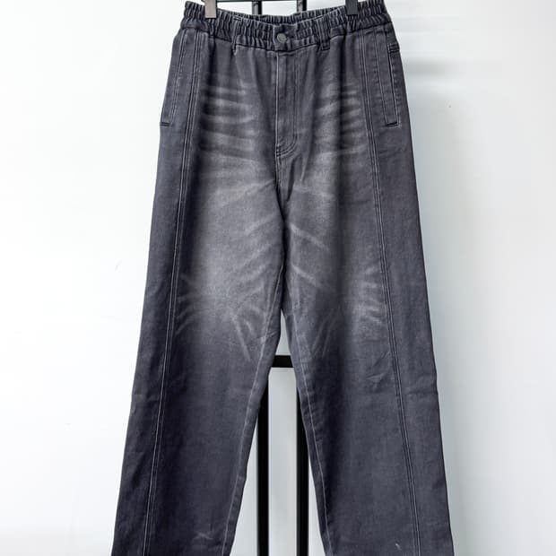 솔리드 옴므 23FW 워싱 데님 팬츠