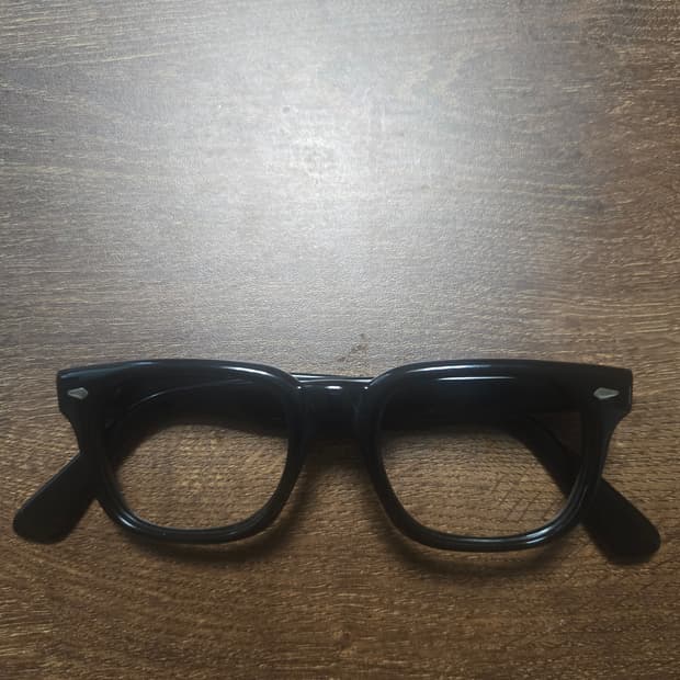 아메리칸 옵티컬 맨하탄