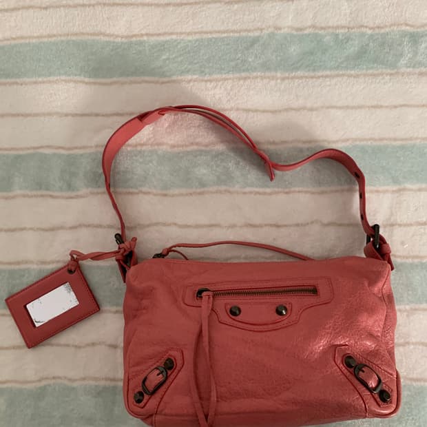 발렌시아가 모터백 숄더백 핑크