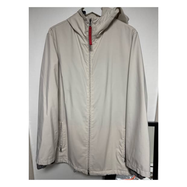 프라다 고어텍스 레인코트