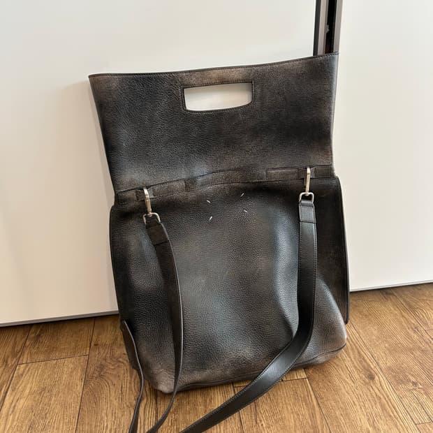 마르지엘라 더티워싱 메신저백