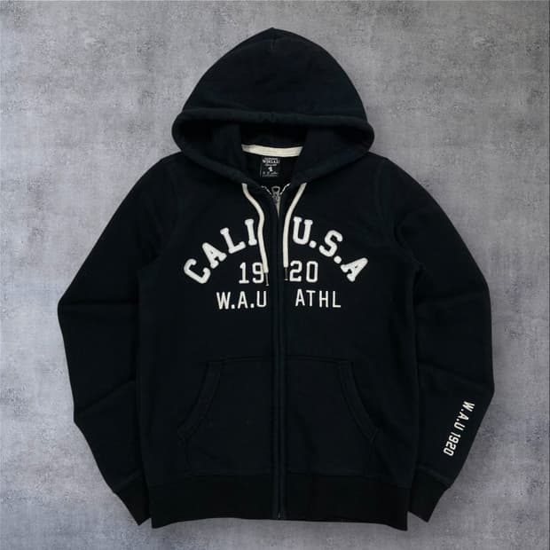 후아유 스펠아웃 빅로고 블랙 후드 집업