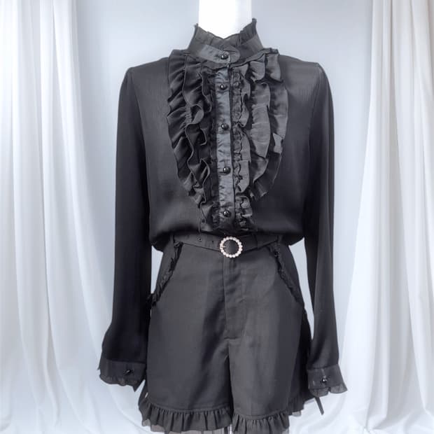 Secret Honey ruffle trim shorts&blouse