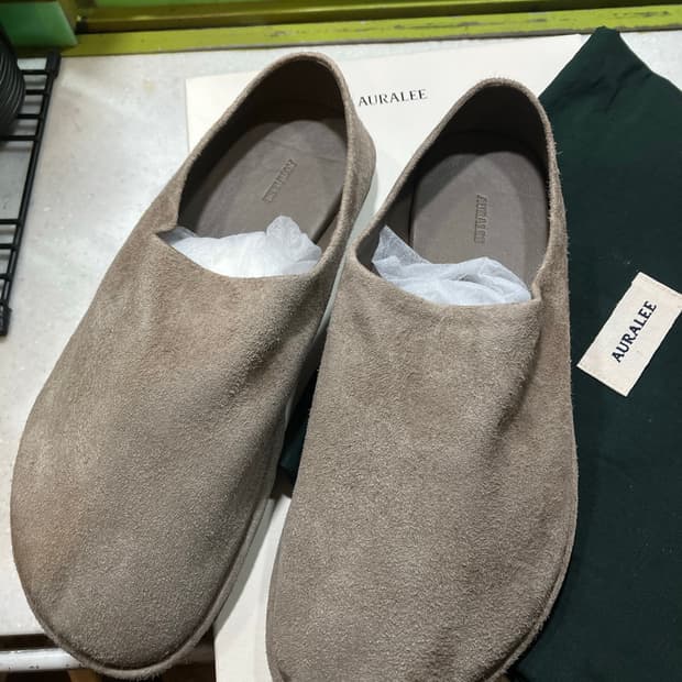 AURALEE 오라리 - 24aw SUEDE SANDALS