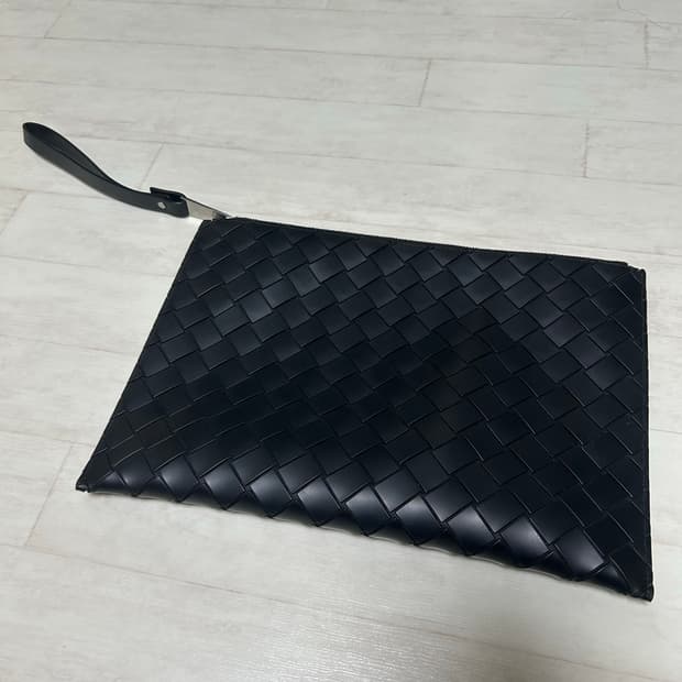 보테가베네타 클러치