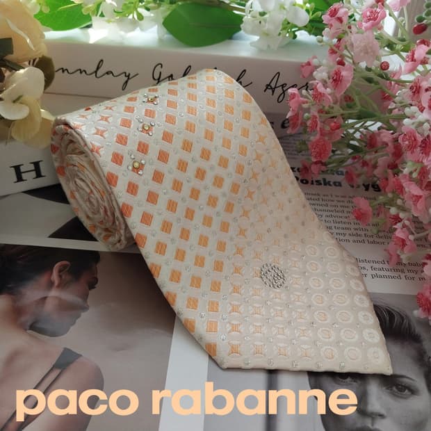 파코라반 실크 아이보리 패턴 넥타이 9.2cm 새상품 K1430
