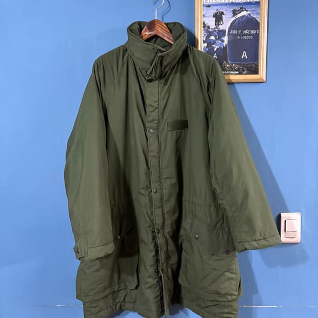 90’s SWEDISH ARMY M-90 PARKA !! 
