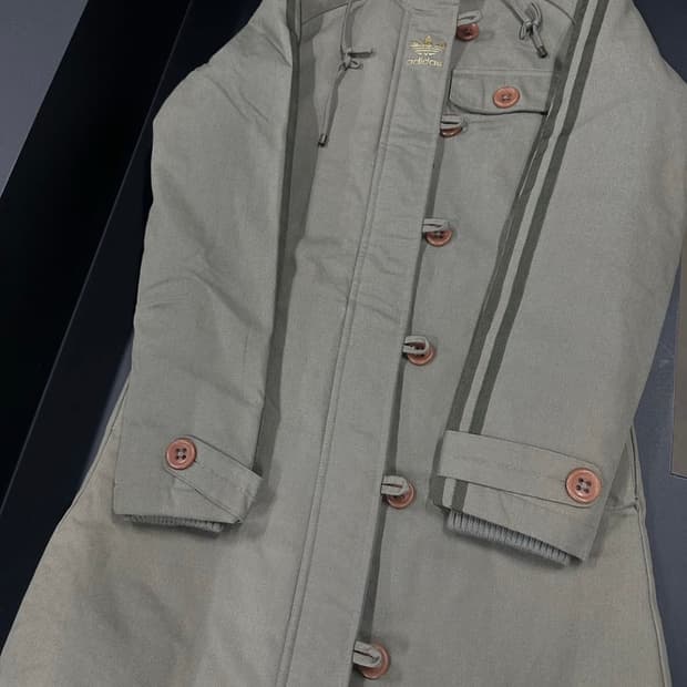 아디다스 울프죠 야상패딩 롱패딩