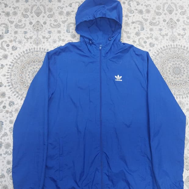 아디다스 에센셜 블루 후드 바람막이 XL