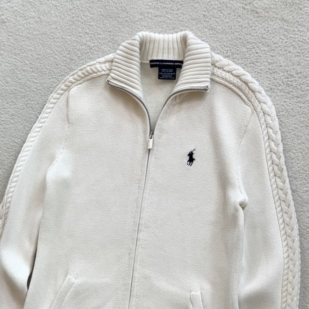 폴로 화이트 꽈배기 집업