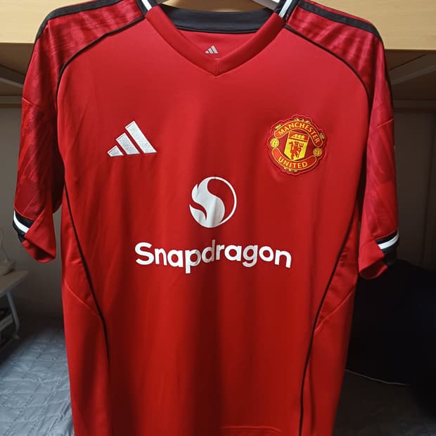 맨체스터 유나이티드 25-26 홈 브루노페르난데스