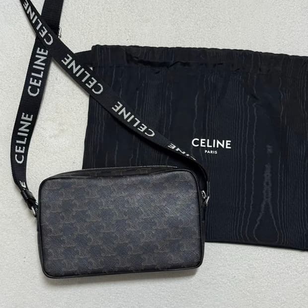 셀린느 트리옹프 메신저백