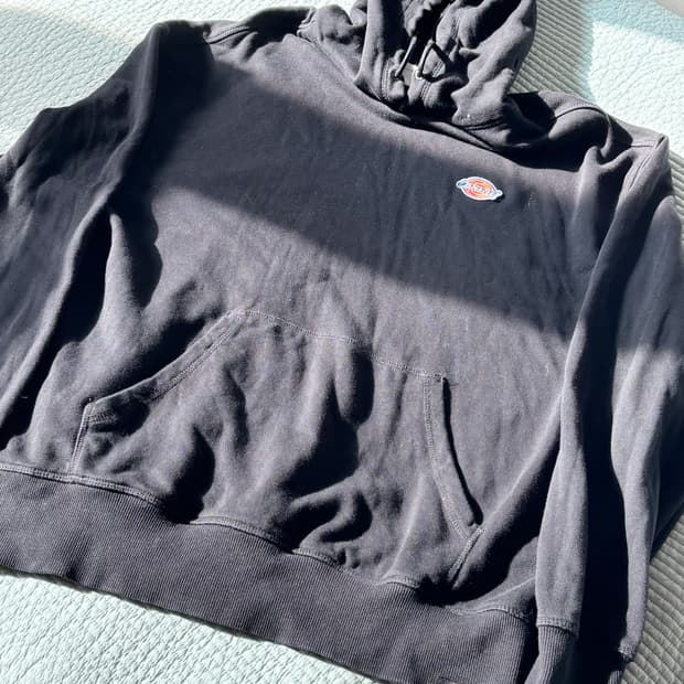 Dickies 검정 후드티