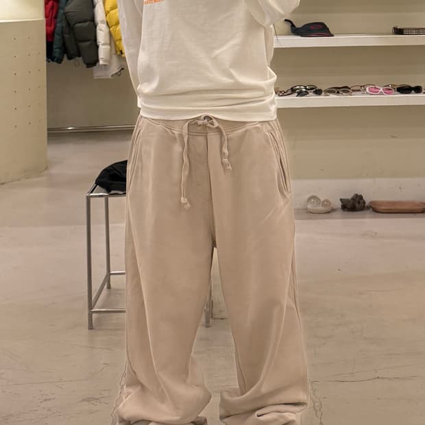 나이키 스우시 스웻 와이드 팬츠 베이지 U847