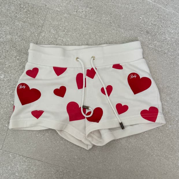 red heart shorts