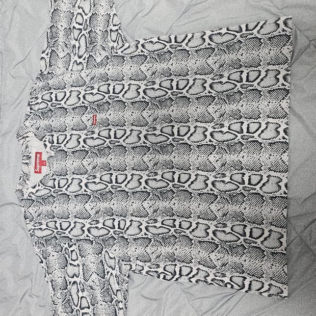 슈프림 스몰박스 티셔츠 스네이크 (기장,소매 수선)