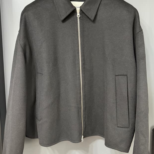 [L] 토니웩 Handmade Cashmere Zipped Blouson