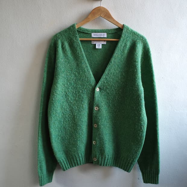 이스트로그 퍼머넌트 가디건