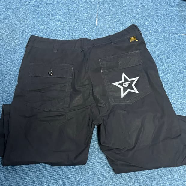베이프 치노 팬츠
