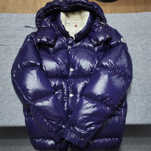 (4사이즈) 몽클레어 쿠타드 패딩 후드