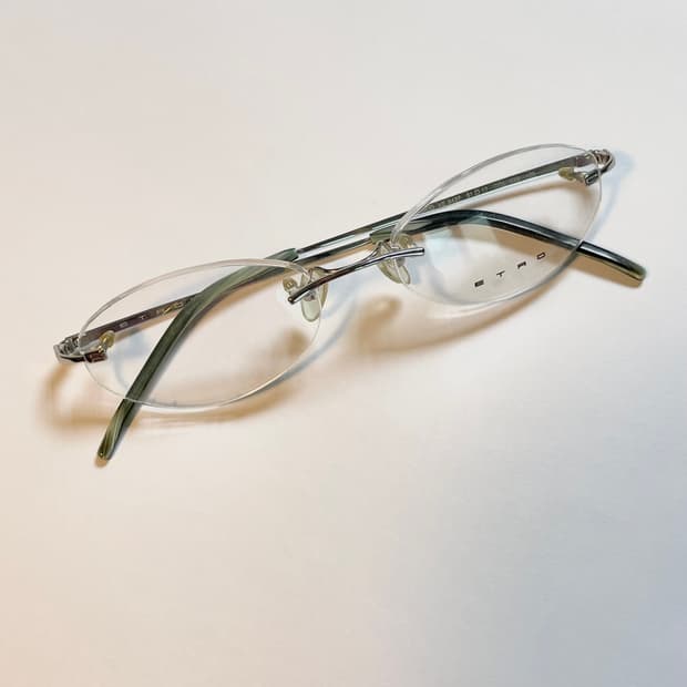 ETRO 이태리의 하우스 브랜드 에트로 사의 빈티지 무테 안경 판매합니다