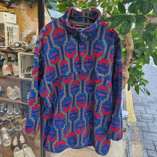 Z-206 파타고니아 신칠라 아즈텍 네이티브 80s