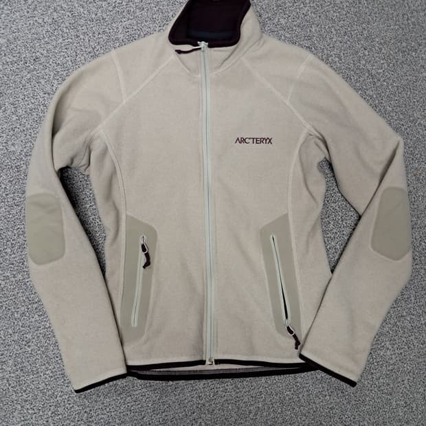 아크테릭스 플리스 자켓