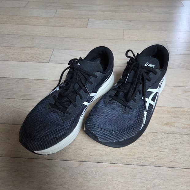 아식스 매직스피드2  290mm 블랙.상태최상