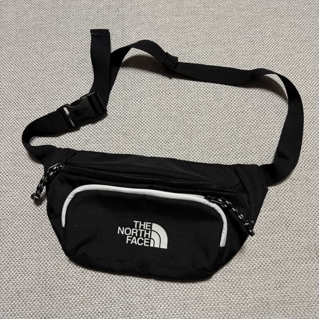 노스페이스 블랙 힙색