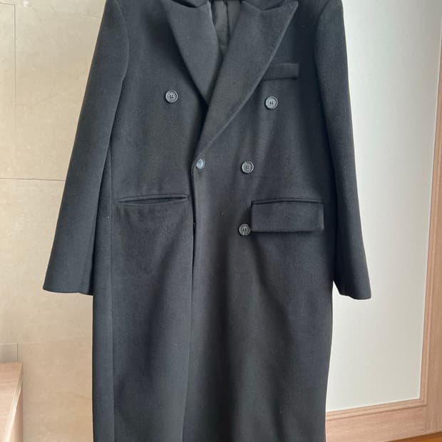 블랙 롱코트
