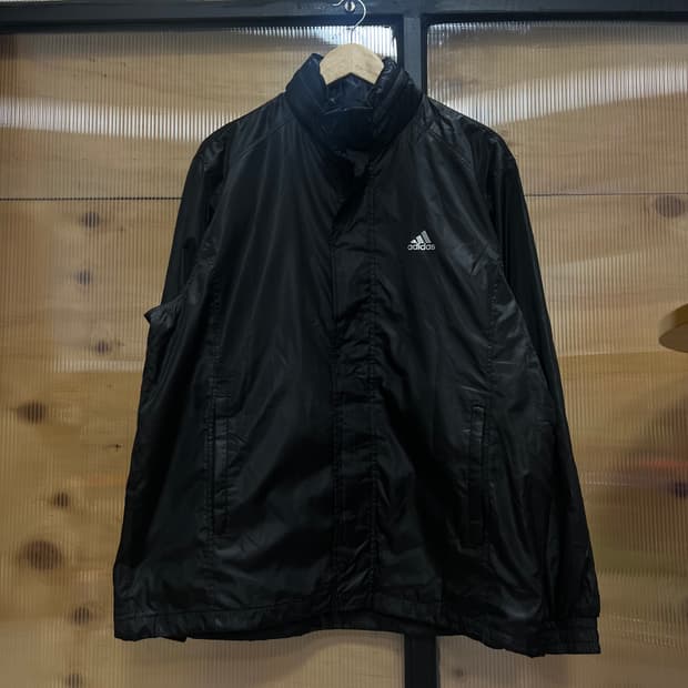 아디다스 블랙 바람막이