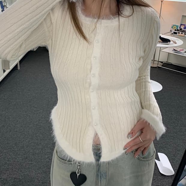 라운드 퍼 스티치 니트 가디건